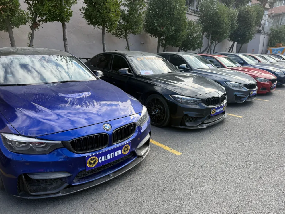 Lüks Araç Çetesi Çökertildi: 300 Milyon Liralık Vurgun Ortaya Çıktı