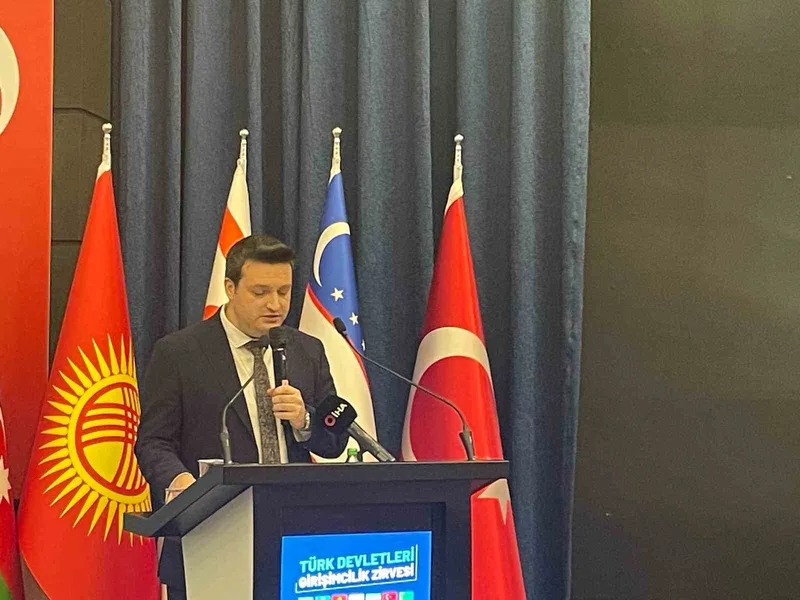 Türk Devletleri Girişim Zirvesi Genç Girişimcilere Yol Açıyor