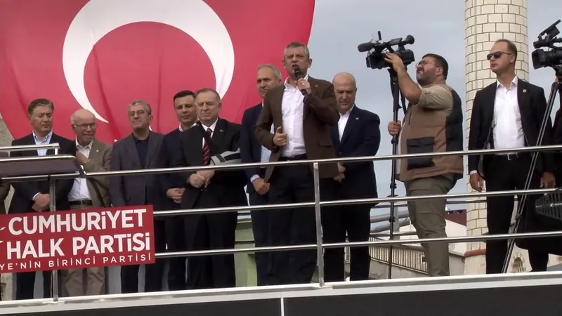 Özgür Özel: