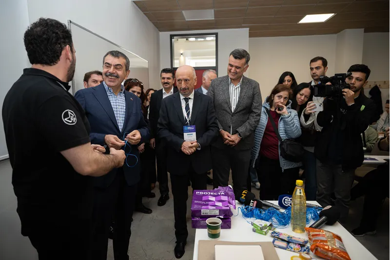 Bakan Tekin Zeka ve Yetenek Kongresi