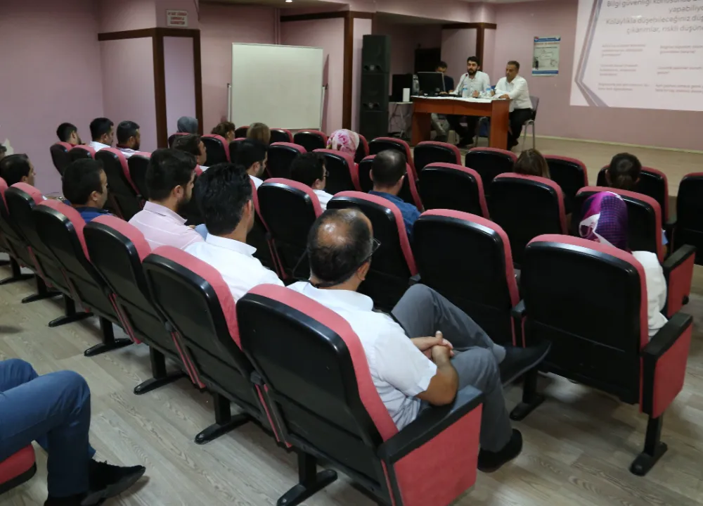 Aksaray Belediyesi’nden Pet Shop İşletmelerine Yönelik Eğitim Semineri