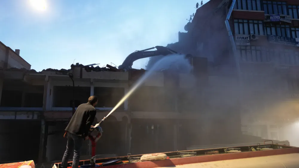 Aksaray’da Kentsel Dönüşüm Tüm Hızıyla Sürüyor