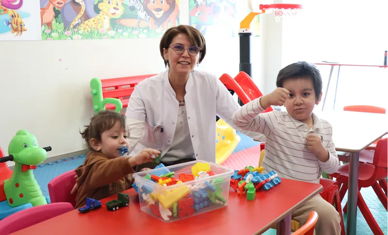 Hamit Alp Lösemiyi Yendi: 2 Yıllık Zorlu Mücadele Sonucu Sağlığına Kavuştu