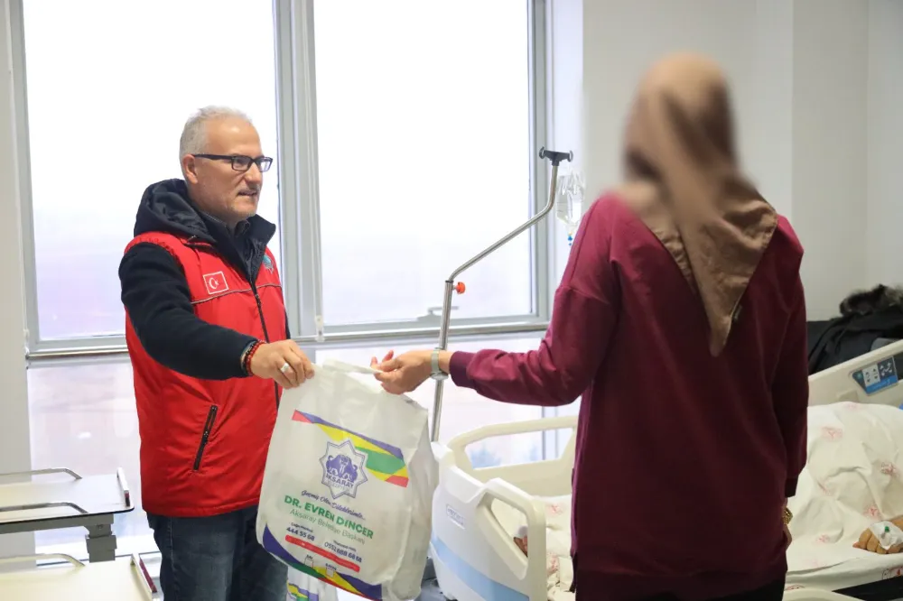 Aksaray EAH’da Yatan Hastalara “Hasta Bakım Seti” Desteği