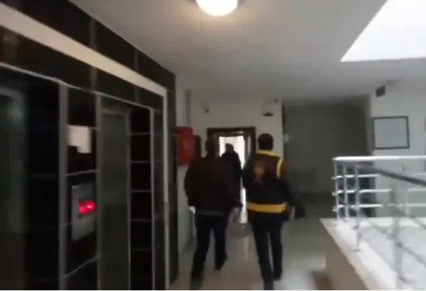 Aksaray’da Masaj Salonlarına Fuhuş Operasyonu: 3 Kişi Tutuklandı