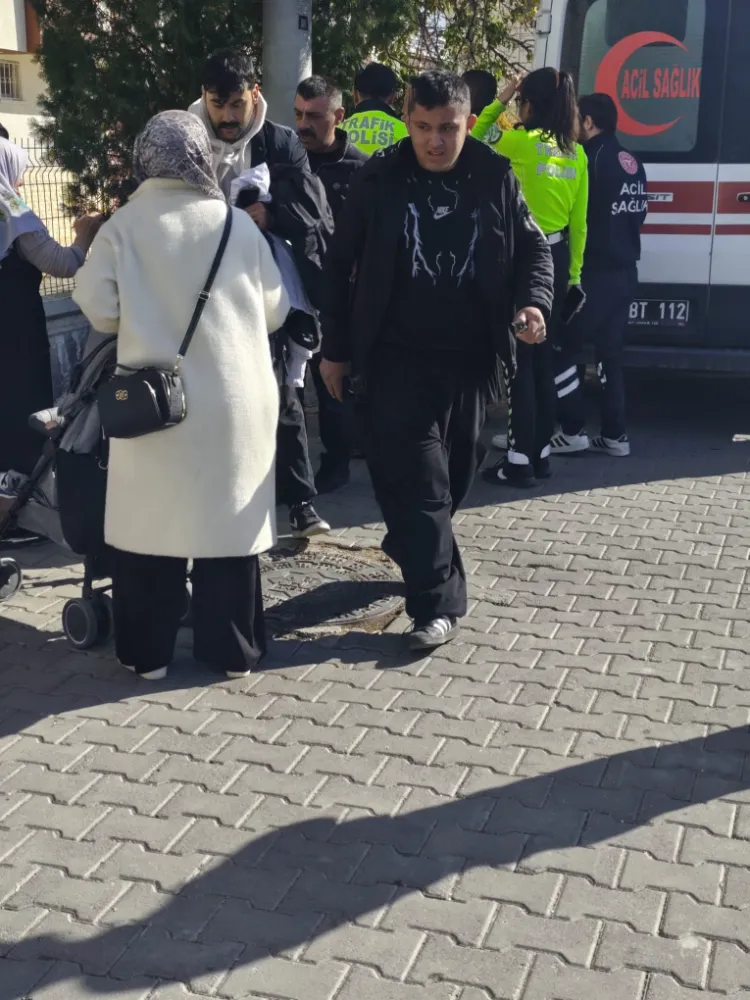 Fatih Mahallesi’nde Motosiklet Kazası: 16 Yaşındaki Genç Yaralandı