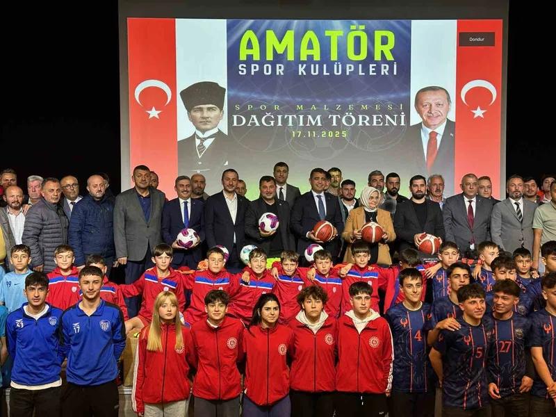 Düzceli Amatör Sporculara 1 Milyon 100 Bin Liralık Malzeme Desteği