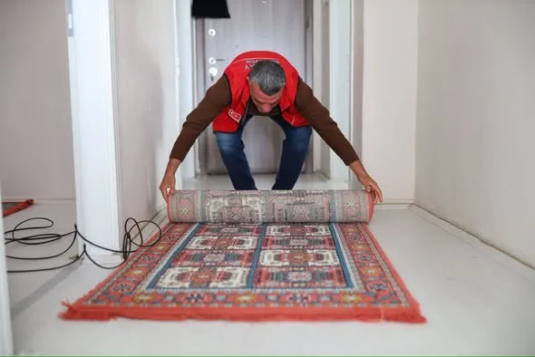 Aksaray Belediyesi’nden Yaşlı ve Bakıma Muhtaçlara Temizlik Hizmeti