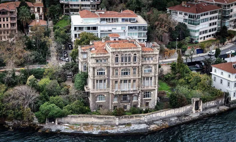 Zeki Paşa Yalısı: Boğaz