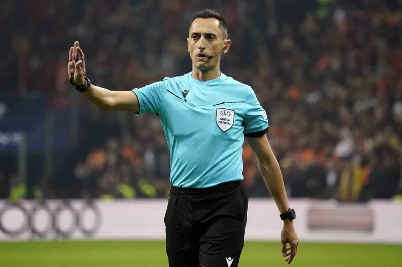 Galatasaray - Union Saint-Gilloise Maç Hakemi Açıklandı