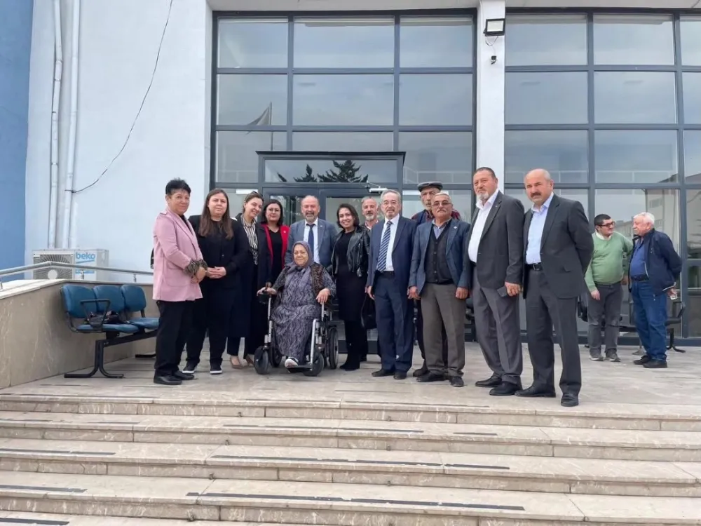 CHP Aksaray Merkez İlçe Teşkilatından Öğretmenler Günü’ne Anlamlı Ziyaretler