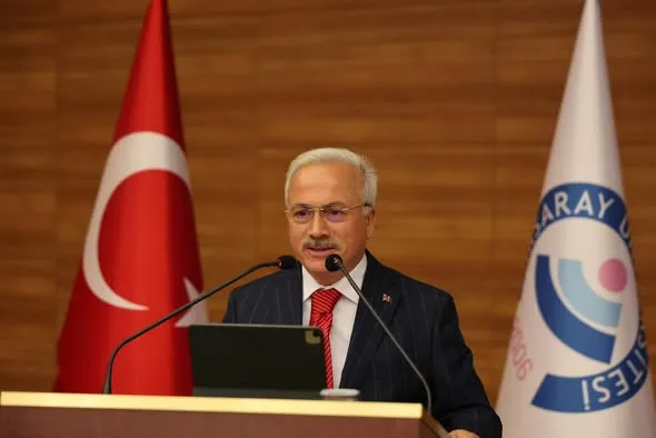 Aksaray Üniversitesi’nde Beyaz Önlük Heyecanı: Diş Hekimliği Öğrencileri İlk Adımı Attı