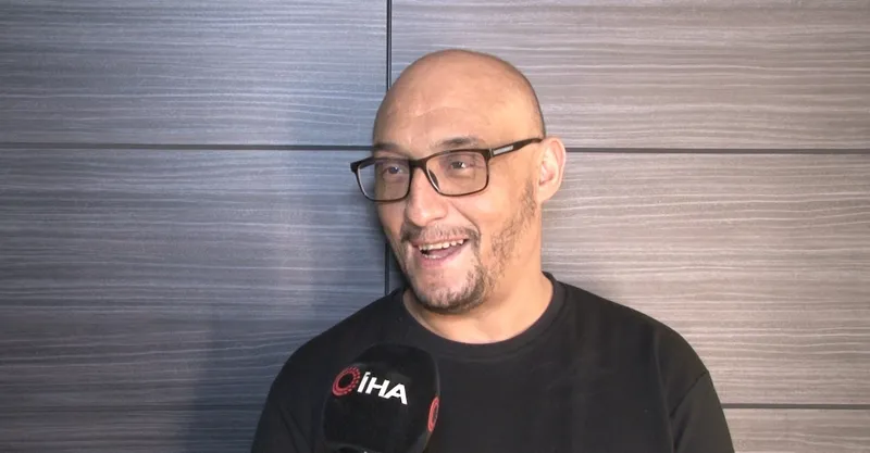 Cezayirli tır şoförü 5 yıl sonra yeniden yürüyor