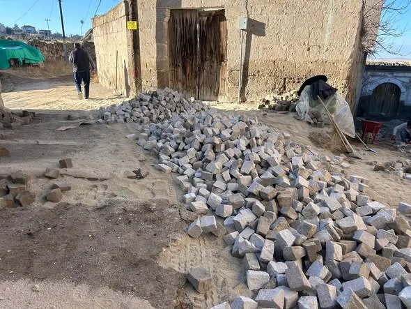 Şahinler Mahallesi’nde Altyapı ve Konfor Dönüşümü Sürüyor
