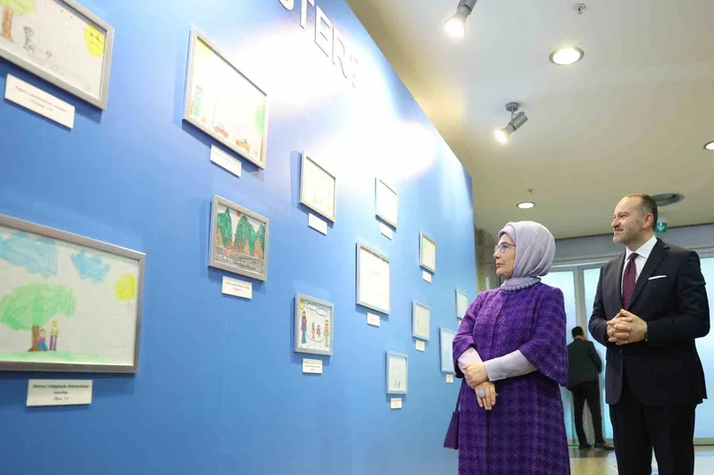 Emine Erdoğan, Dijital Çağda Çocuk Medyası Zirvesi