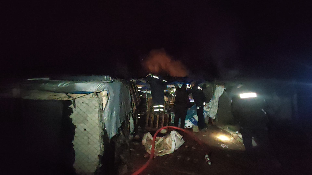 Hayvan Barınağında Çıkan Yangın Paniğe Neden Oldu