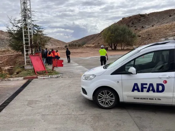 AFAD VE POLİS TEYAKKUZDA