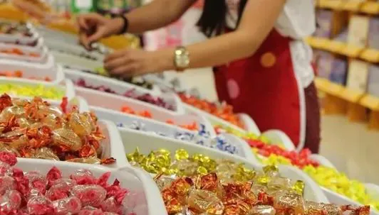 TEZGAHLAR RENKLENDİ