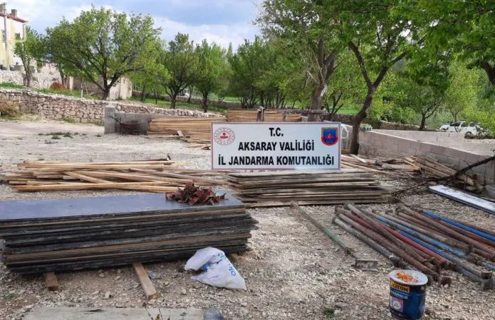 İNŞAAT MALZEMESİ HIRSIZI YAKALANDI