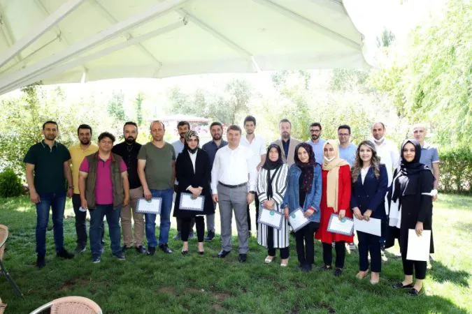 BAŞKAN DİNÇER, BASIN YAYIN VE HALKLA İLİŞKİLER PERSONELLERİ İLE BİR ARAYA GELDİ