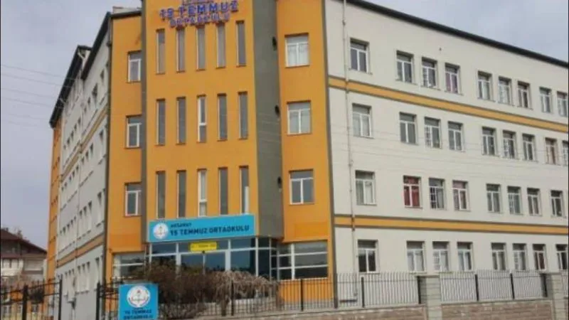 Aksaray 15 Temmuz Ortaokulu’nda Skandal İddialar!