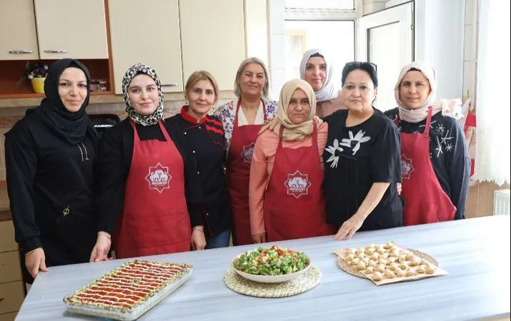 Güçlü Kadınlar, Güçlü Yarınlar