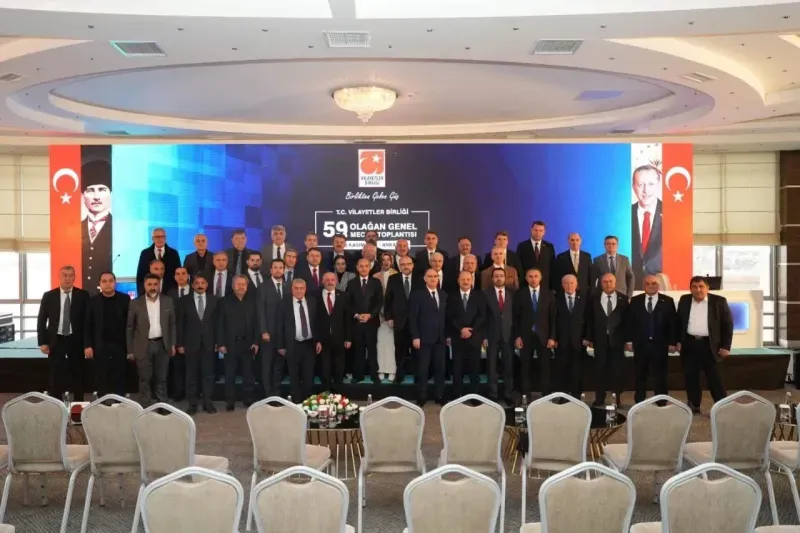 Vali Kumbuzoğlu, Vilayetler Birliği Genel Kurulu’na Katıldı