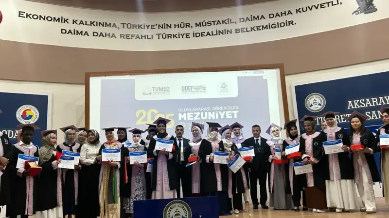 Aksaray’da Uluslararası Öğrenciler Mezuniyet Coşkusunu Birlikte Yaşadı