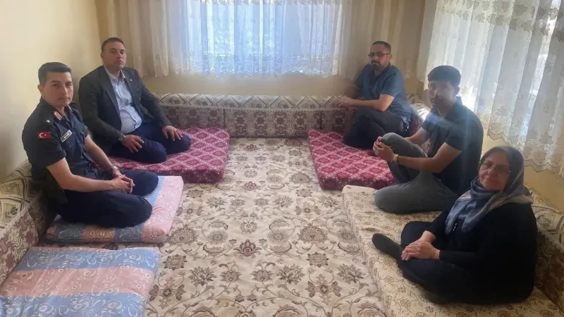 Kaymakam Bilal Göksun’dan Şehit Ailesine Bayramda Anlamlı Ziyaret
