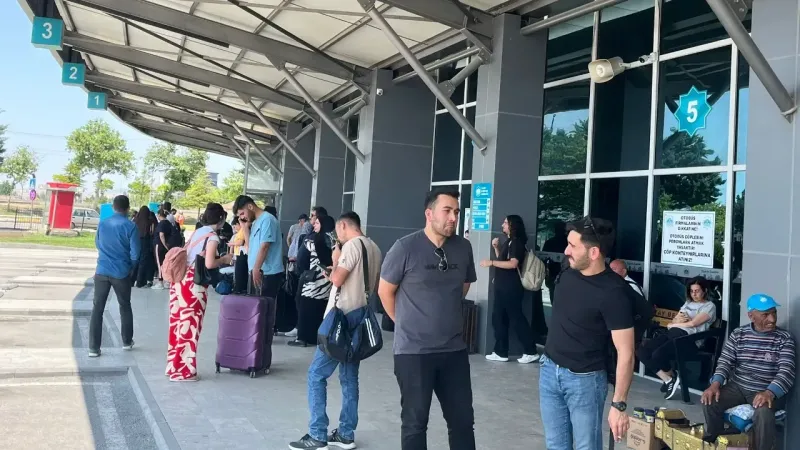 Bayram Tatili Sonrası Aksaray Otogarı’nda Yoğun Dönüş Hareketliliği