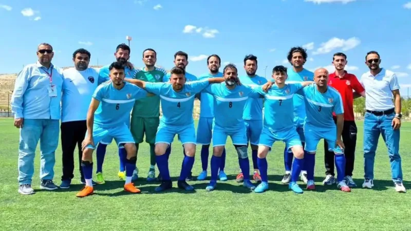 Aksaray Sağırlar Spor Kulübü 1. Lig’e Yükseldi: İşitme Engellilerden Tarihi Başarı