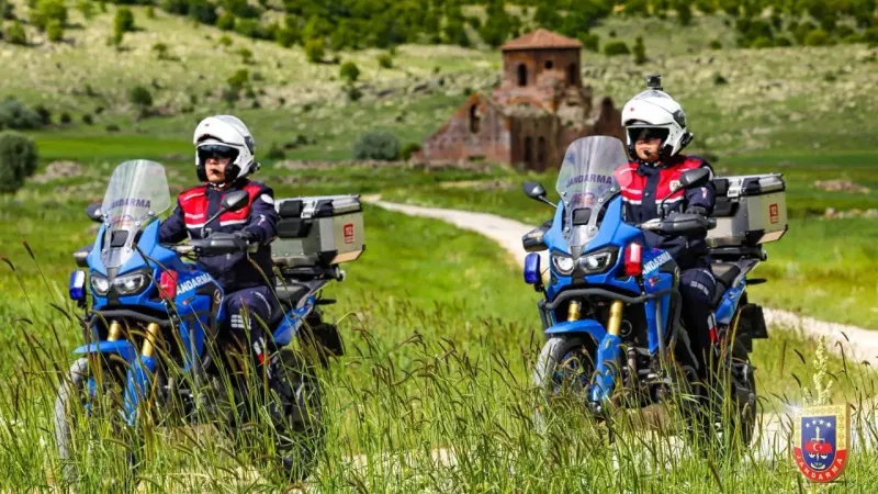 Aksaray Jandarmasından Tarihi Alanlarda Güvenlik Seferberliği