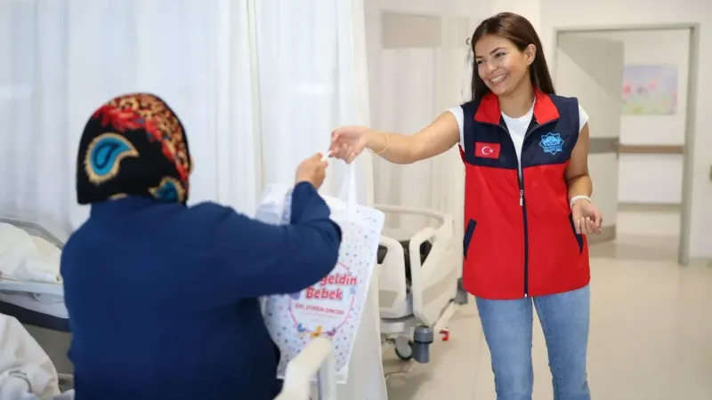 Aksaray Belediyesi’nden Anne ve Bebeğe Destek: “Bebek Taksi” ve “Hoş Geldin Bebek Seti” Yoğun İlgi Görüyor