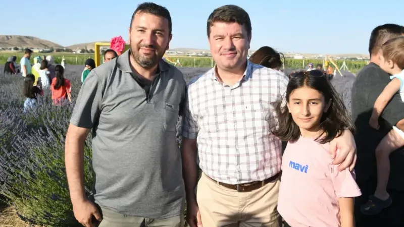 Aksaray Lavanta Bahçesi Ziyaretçilerini Mest Ediyor