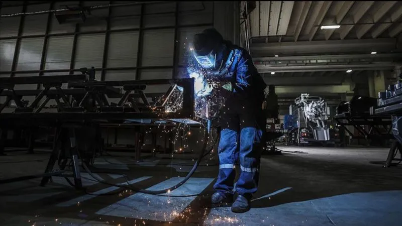 Türkiye Ekonomisi Yılın İkinci Çeyreğinde Beklentileri Aştı: %4,8 Büyüme