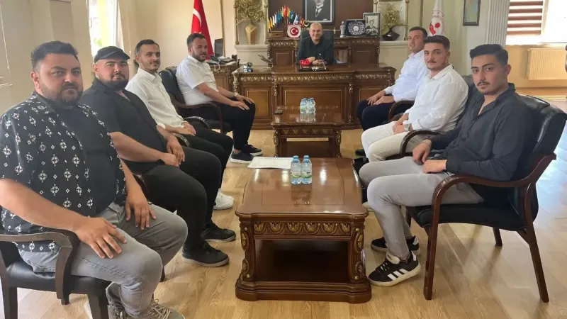 Kaymakam Metin Korkmaz, AK Parti İlçe Gençlik Kollarını Ağırladı