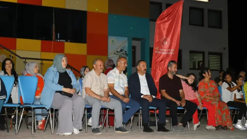 Aksaray’da “GSB Gençlik Yaz Kulübü” Kapanış Programı Düzenlendi