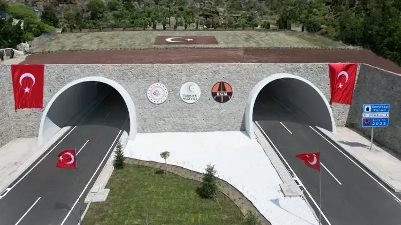 Ulaştırmada 3 Yıllık Yatırım Planı: Demir Yolu, Lojistik ve Havacılıkta Yeni Adımlar