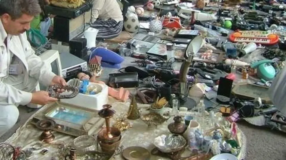 Aksaray’da İkinci El Pazarı Ekonomiye Nefes Aldırıyor