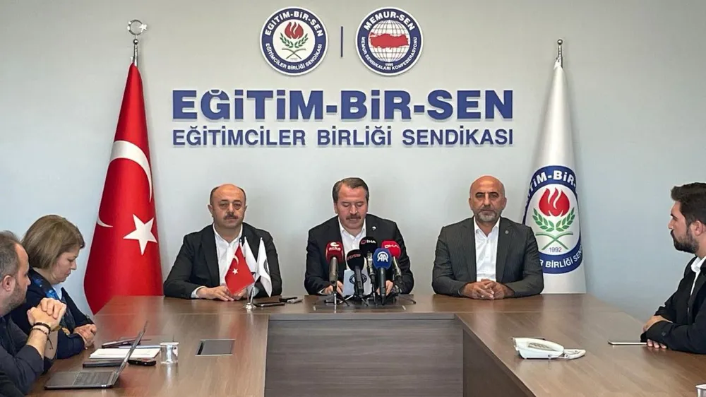 Ali Yalçın’dan 4+4+4 Eğitim Sistemine Eleştiri: “Daha Kısa Ama Nitelikli Bir Model Gerekli”