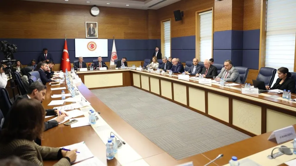 Fuat Oktay: “SDG’nin Suriye ile bütünleşmesi en kısa sürede sağlanmalı”