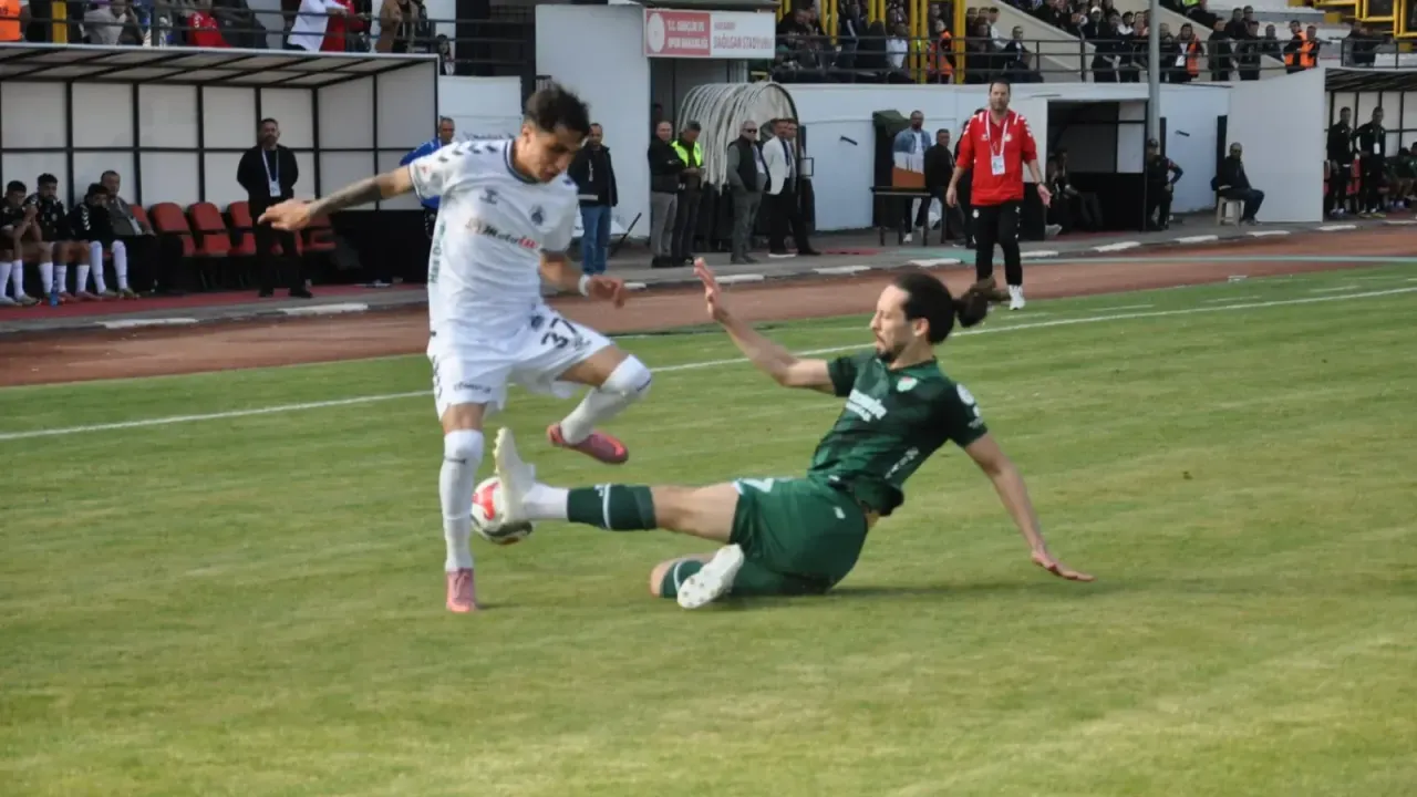BURSASPOR’U ELİMİZDEN KAÇIRDIK 1-2