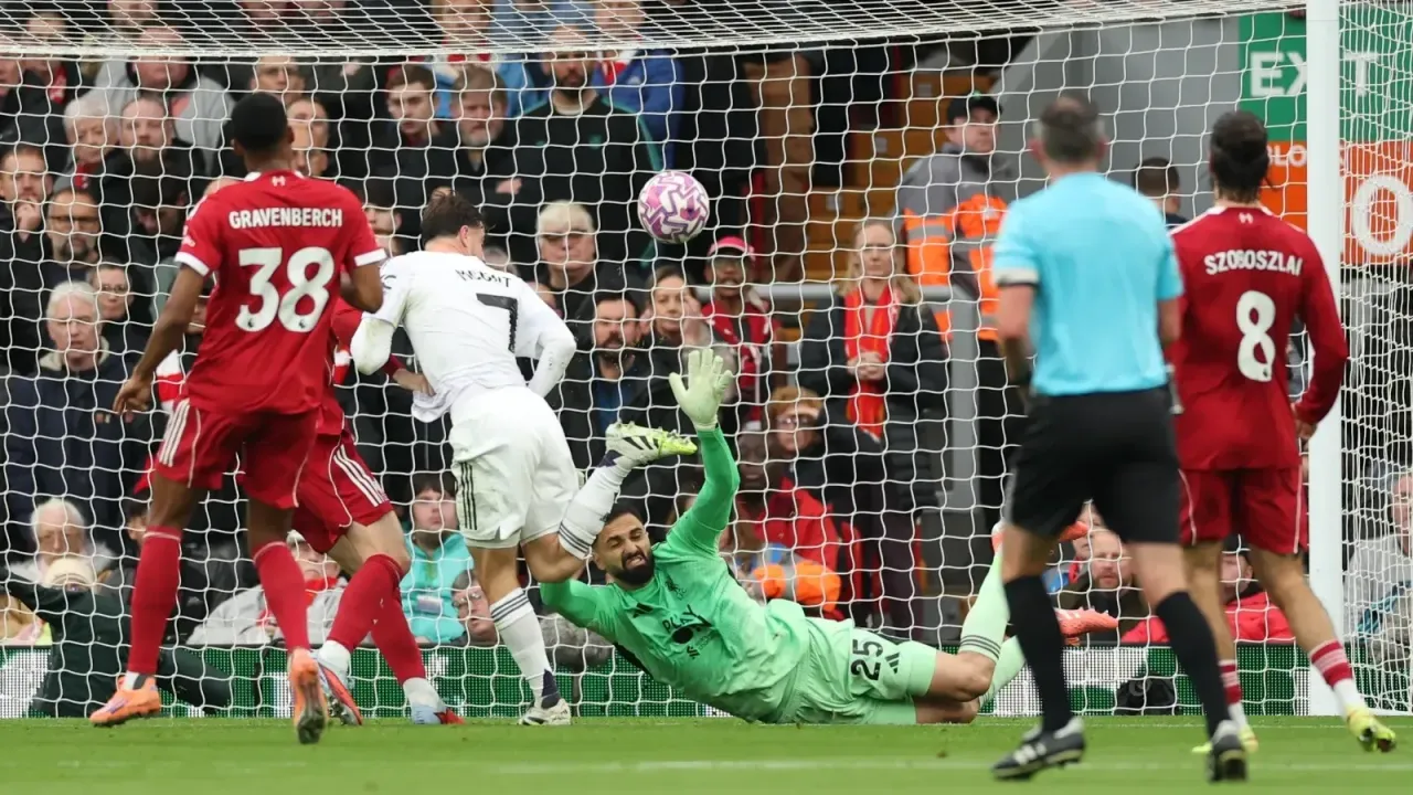 Manchester United, Anfield’da 9 Yıl Sonra Kazandı
