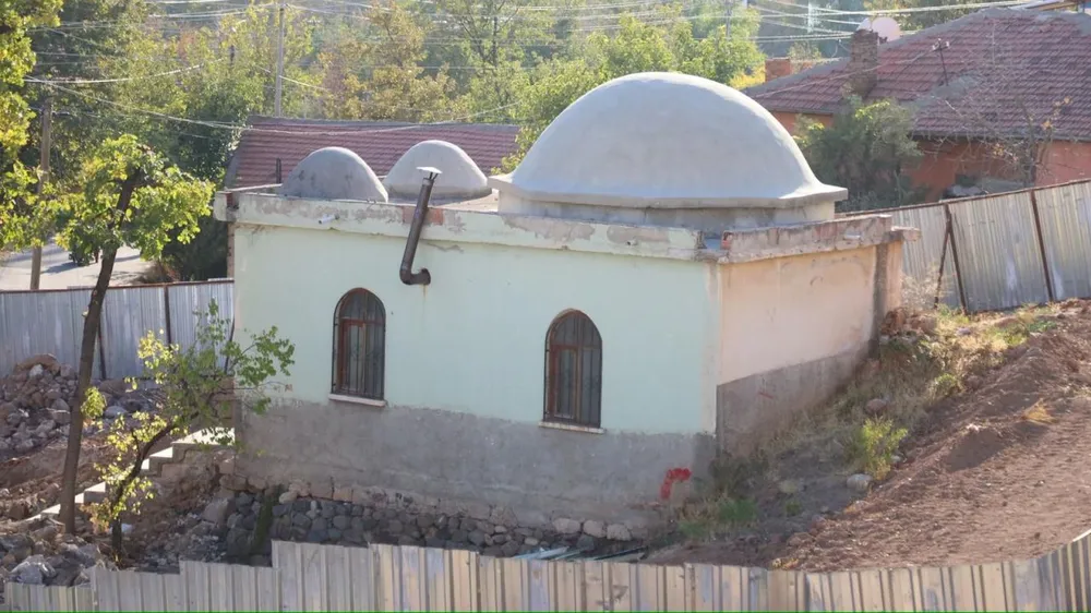 Asırlık Maneviyat Mekânı Yenileniyor
