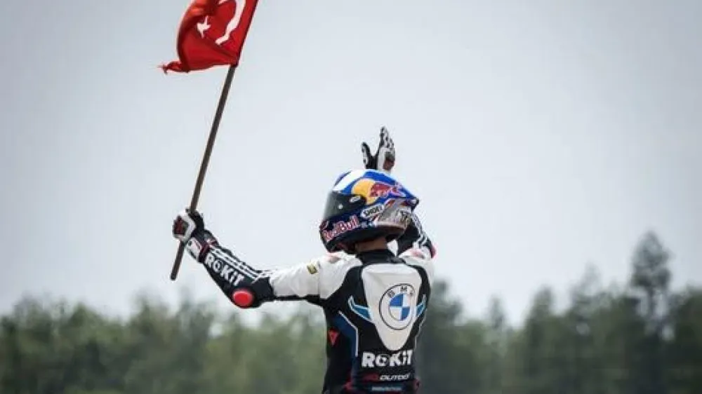 Gençlik Merkezi İnşa Ediliyor